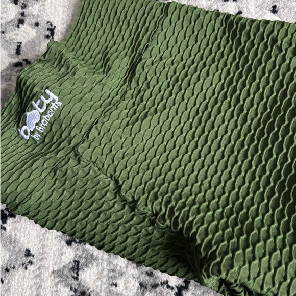 Booty by Brabants Cropped Croco Leggings - Picture 7 of 7